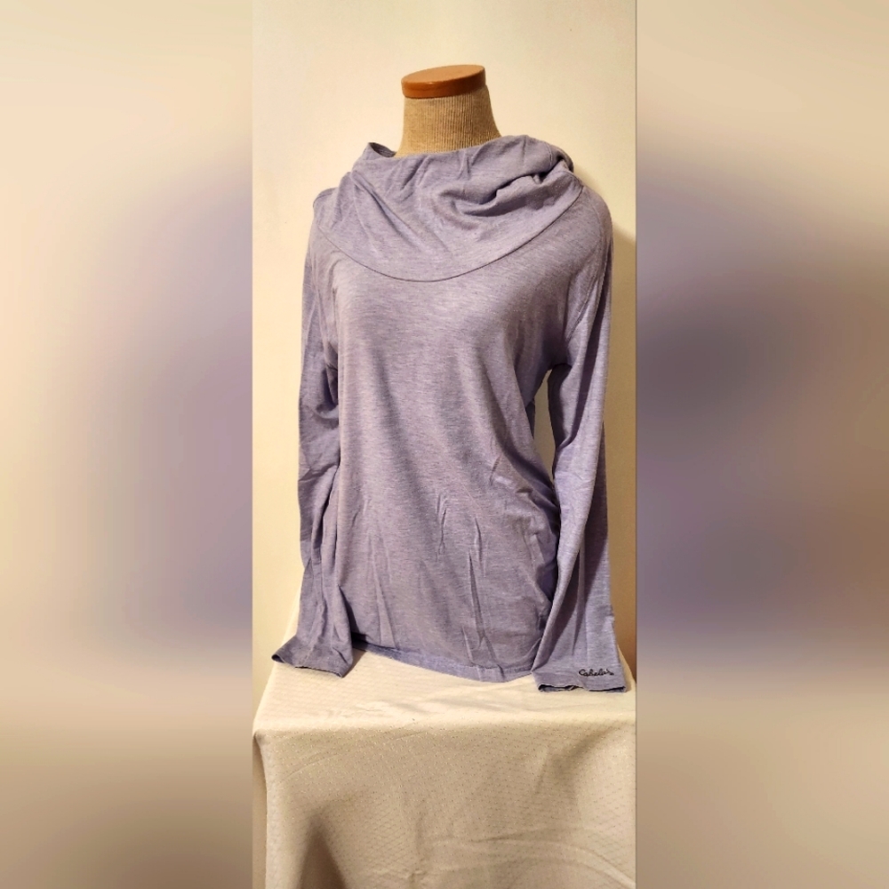 Cabela's Long sleeve hoodie tee